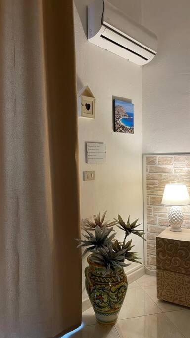 Mona House Accogliente Casa Vacanza Palermo Zewnętrze zdjęcie